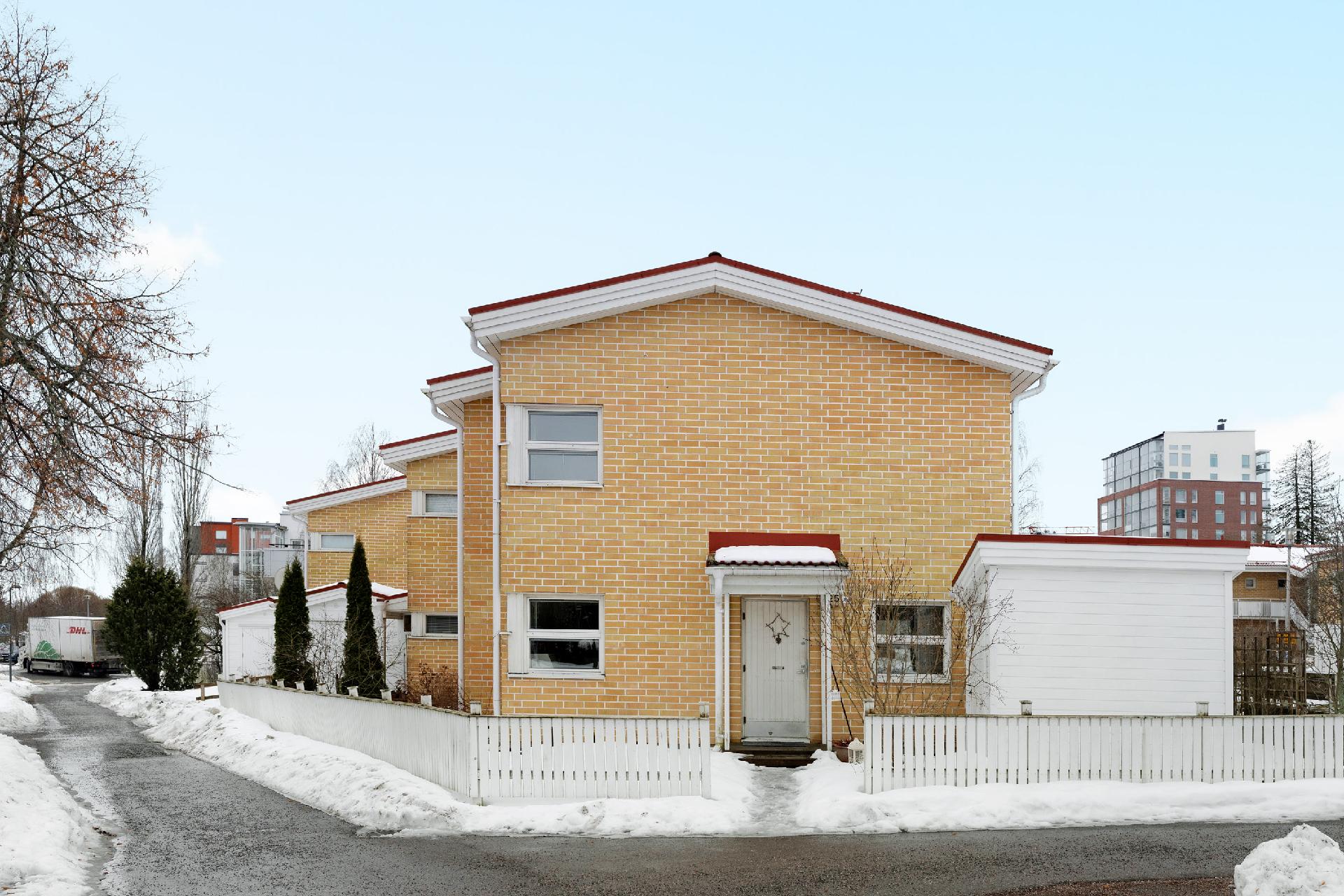 Tinankuja 4, Masala, Kirkkonummi