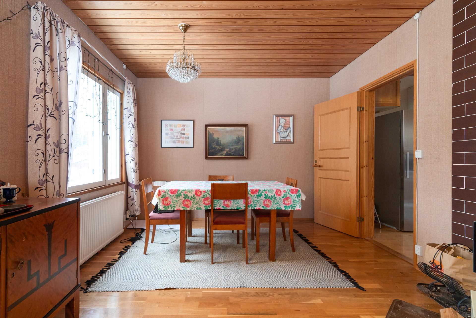 Erämiehenkatu 39, Köhniö, Jyväskylä