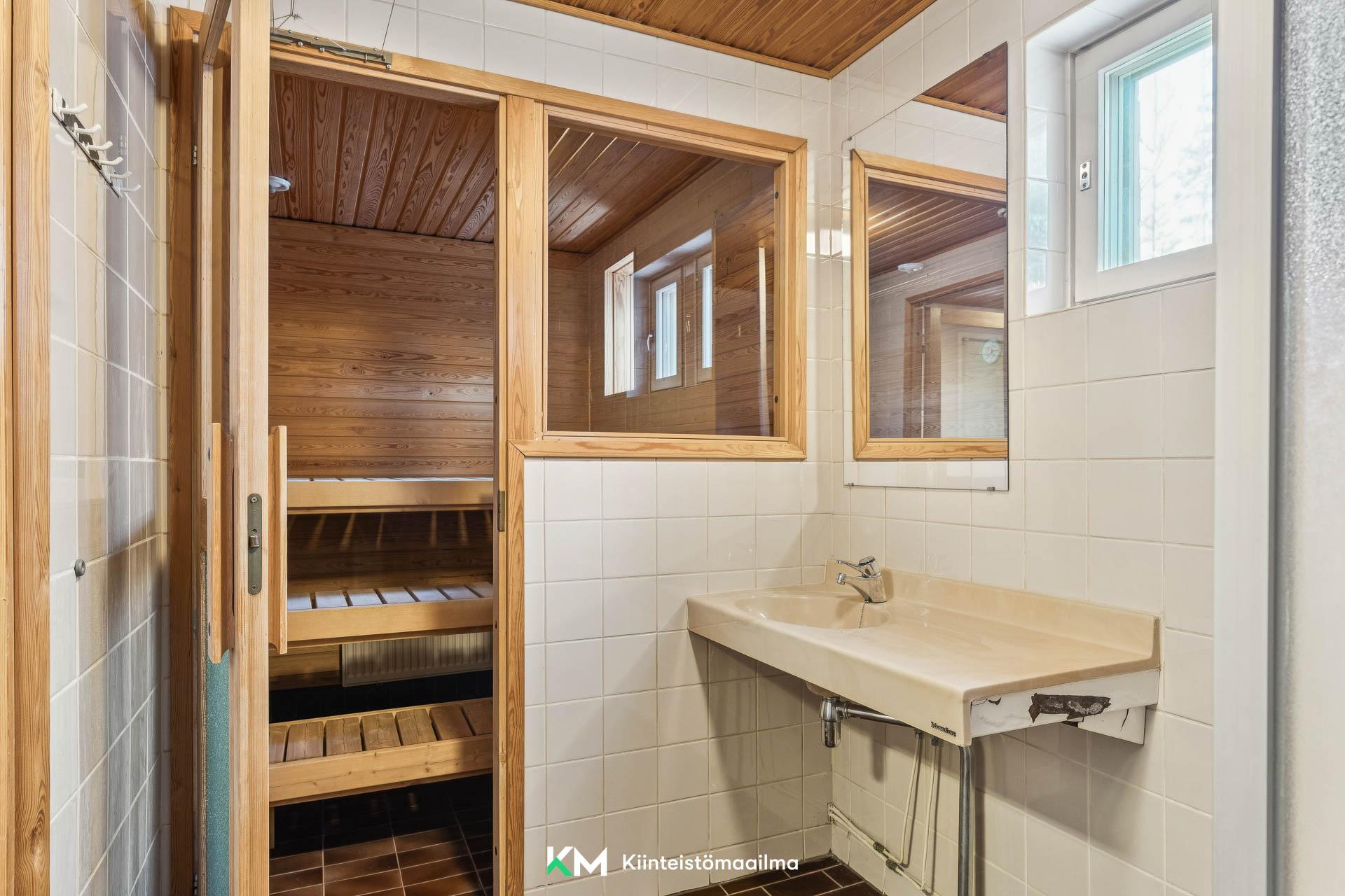 Rehtorintie 5, Espoonlahti, Espoo