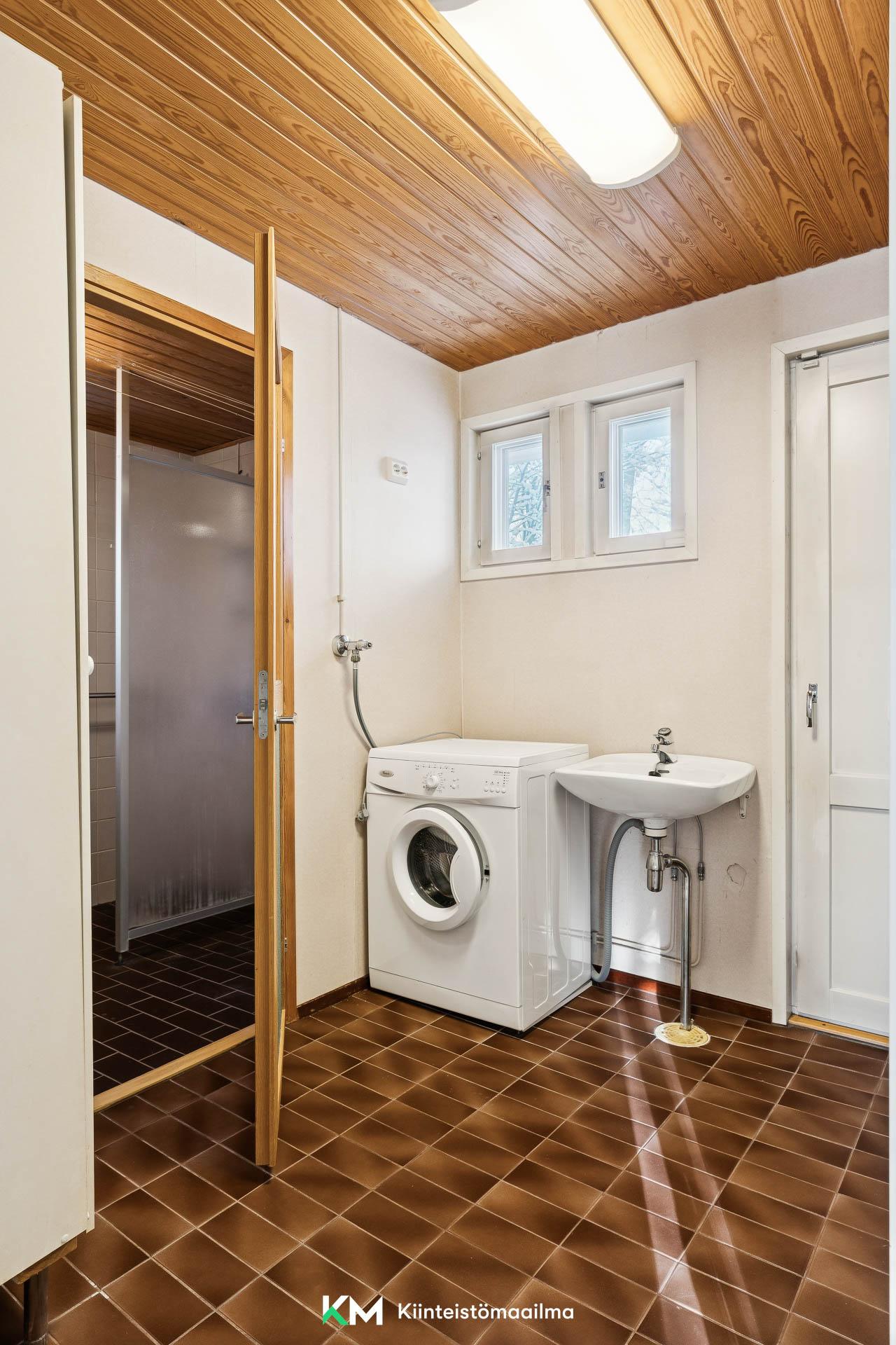 Rehtorintie 5, Espoonlahti, Espoo