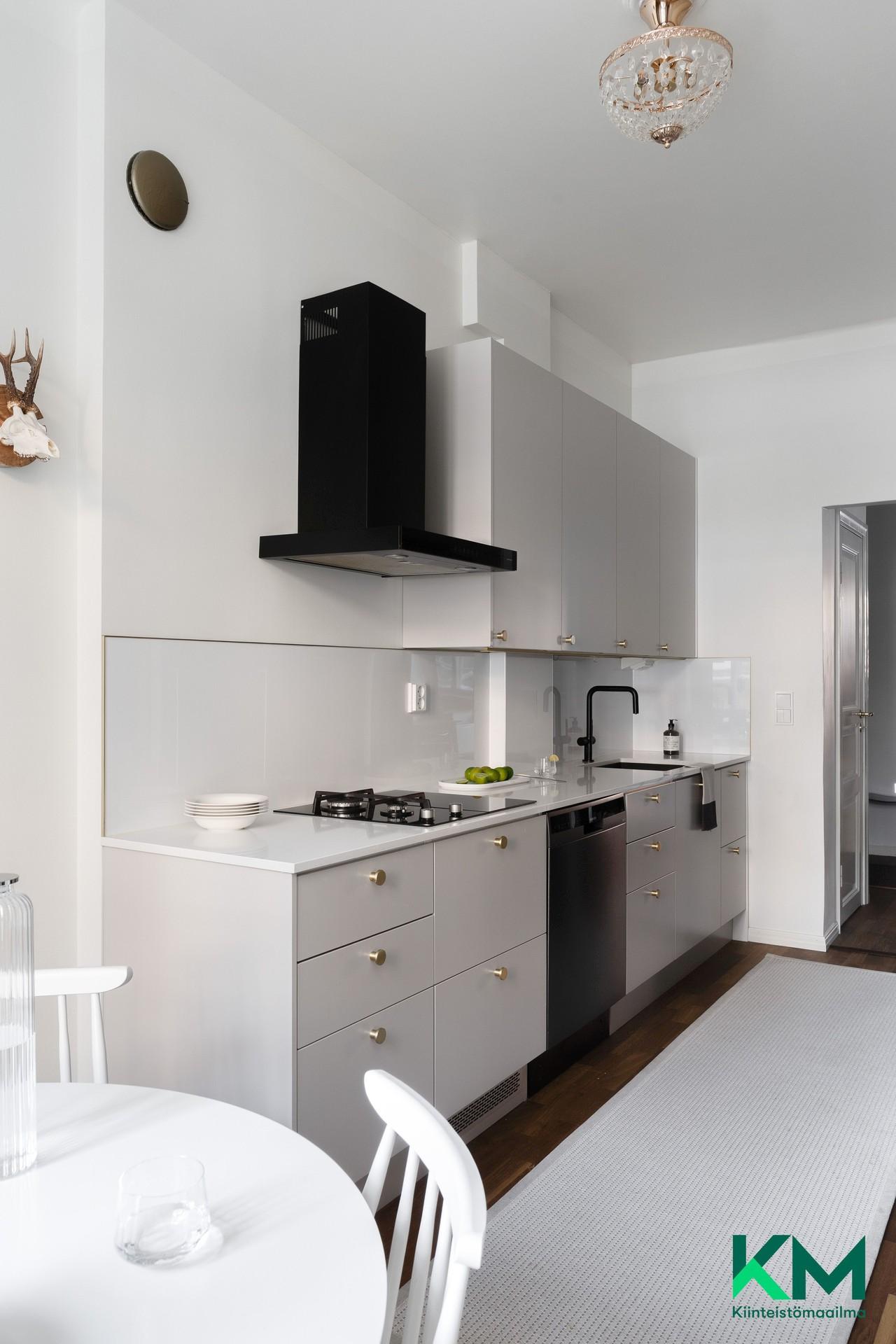 Maneesikatu 2a, Kruununhaka, Helsinki