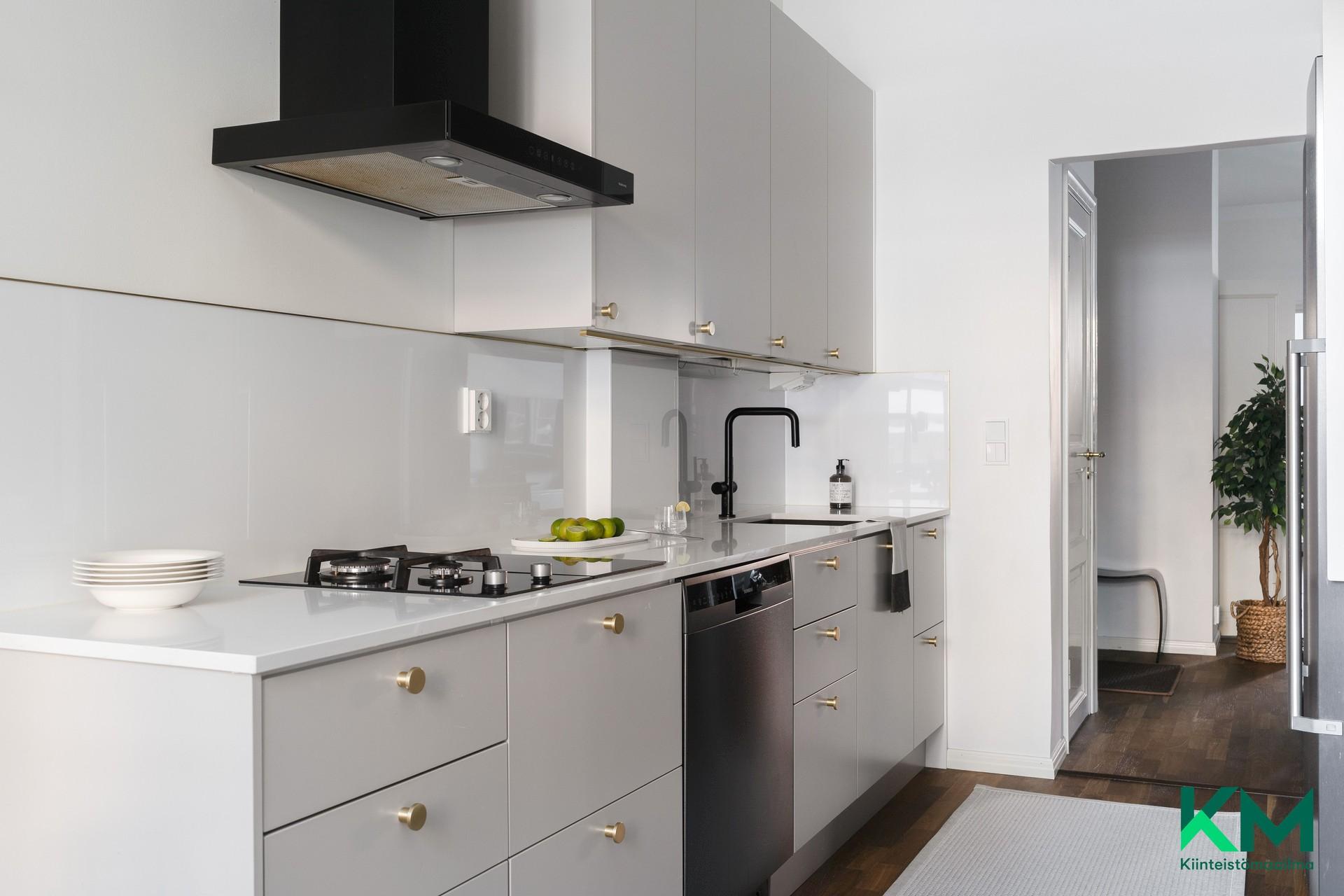 Maneesikatu 2a, Kruununhaka, Helsinki