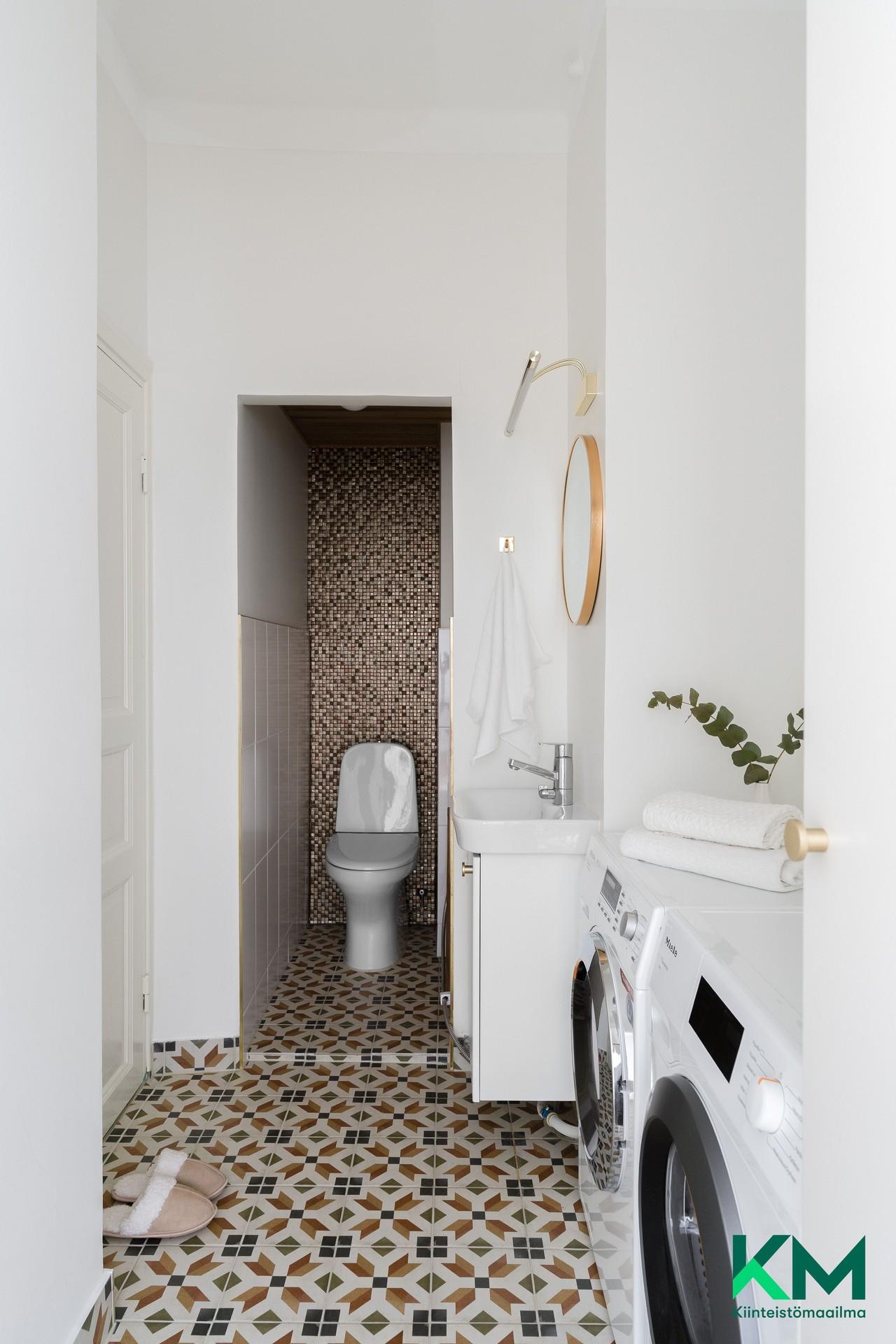 Maneesikatu 2a, Kruununhaka, Helsinki