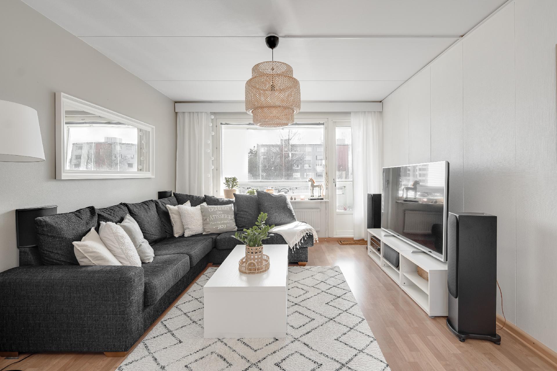 Laajavuorenkuja 3, Martinlaakso, Vantaa