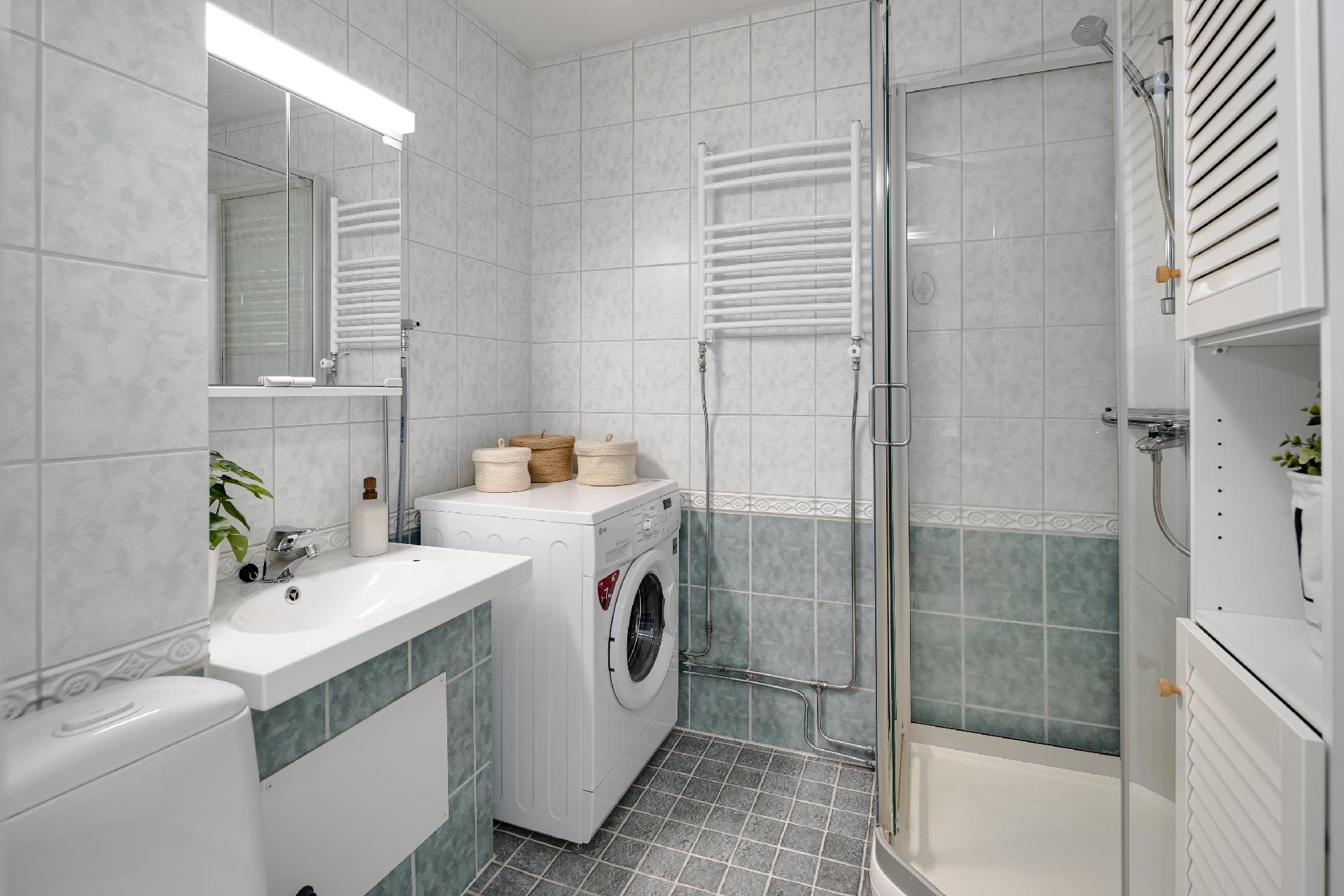 Laajavuorenkuja 3, Martinlaakso, Vantaa