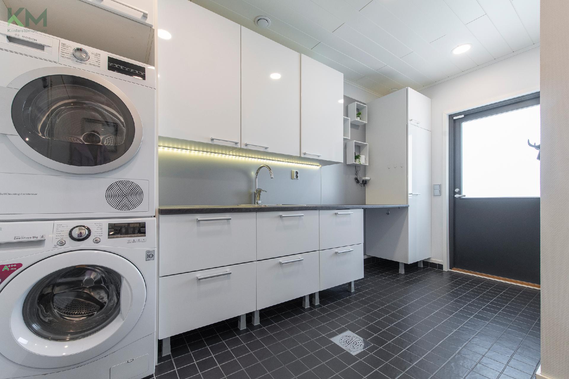 Nevakalliontie 1, Ahonkylä, Ilmajoki