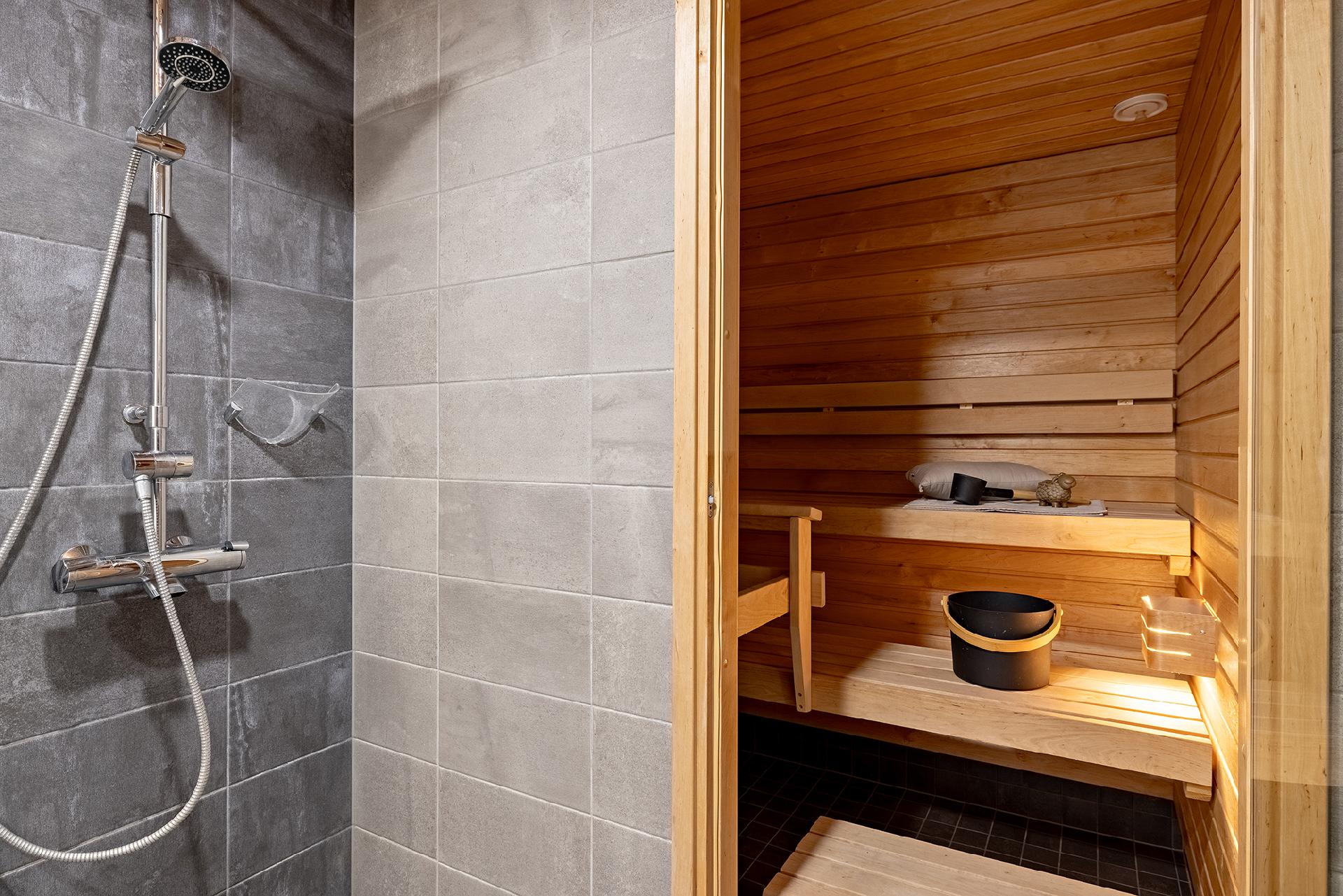 Lintulammentie 15, Höyhtyä, Oulu