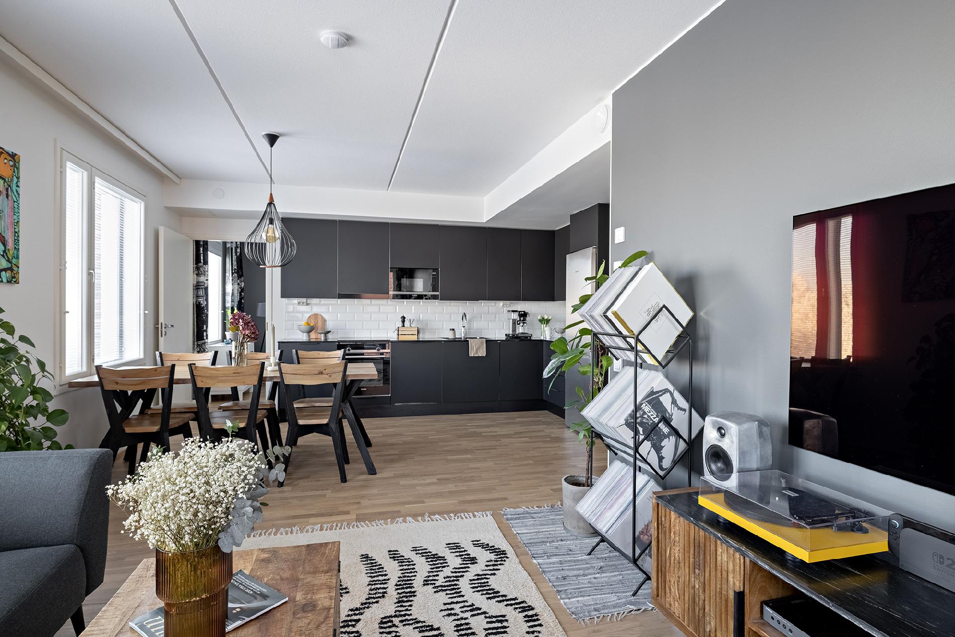 Lintulammentie 15, Höyhtyä, Oulu