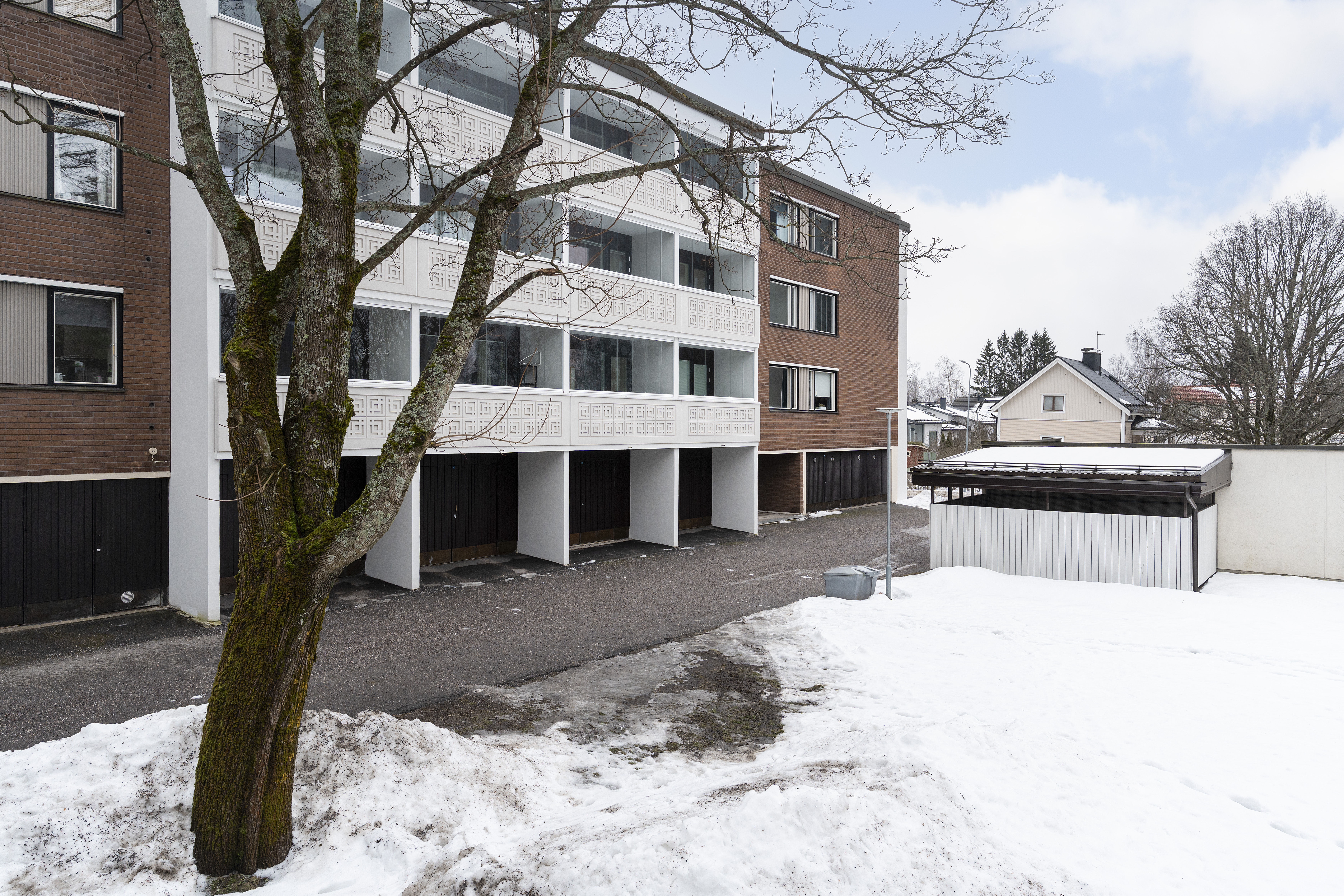 Takaniityntie 5, Tapaninvainio, Helsinki