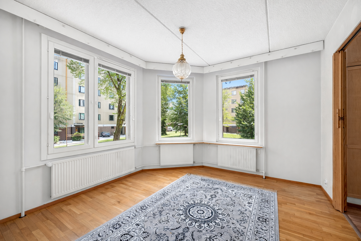 Mustanlahdenkatu 6, Amuri, Tampere