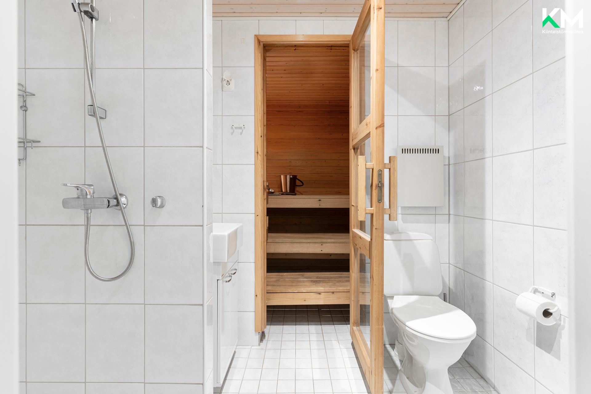 Merivalkama 12, Kivenlahti, Espoo