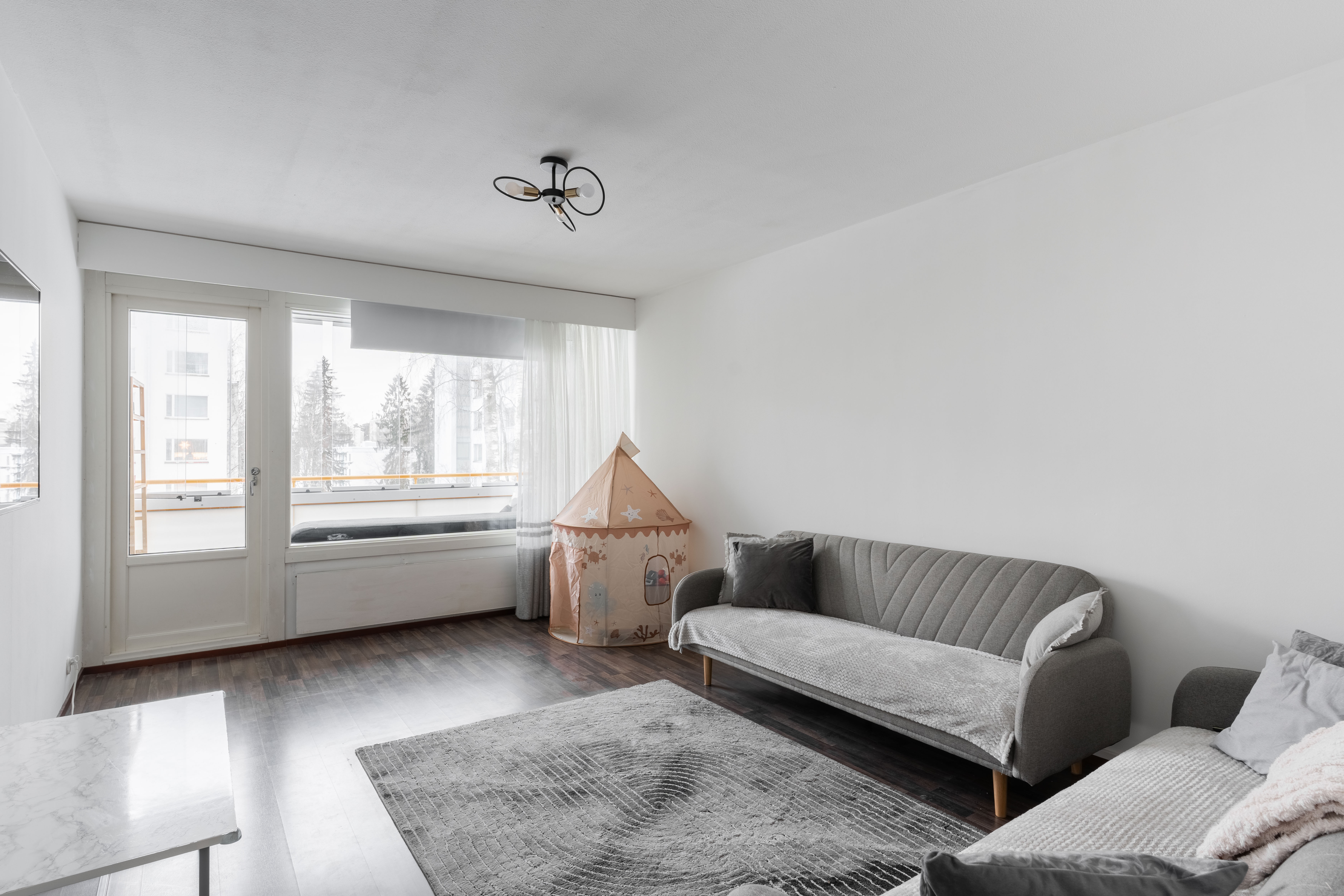 Raiviosuonmäki 4, Martinlaakso, Vantaa