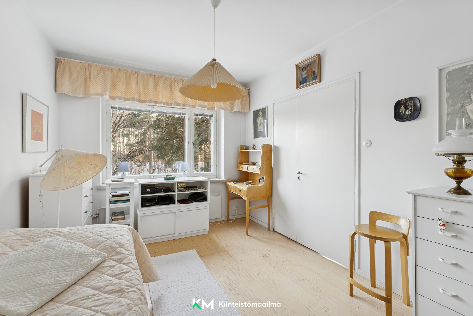 Porintie 1, Munkkivuori, Helsinki