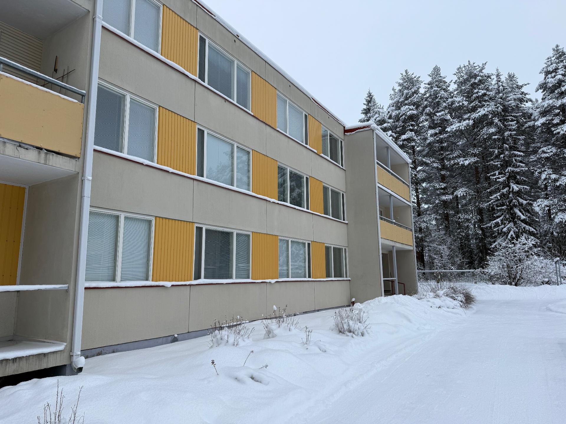 Peuranpolku 11, Kuhmo