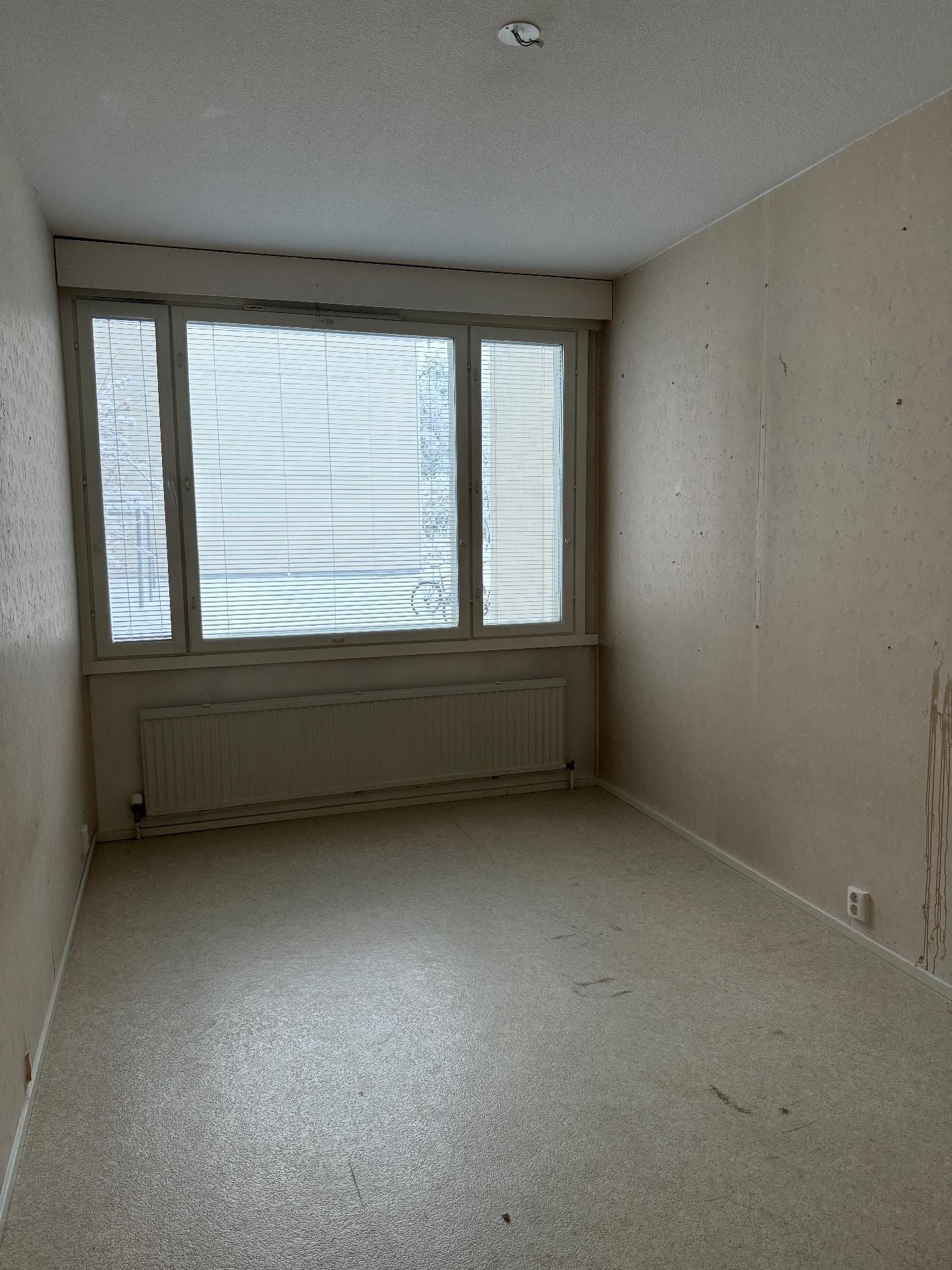 Peuranpolku 11, Kuhmo