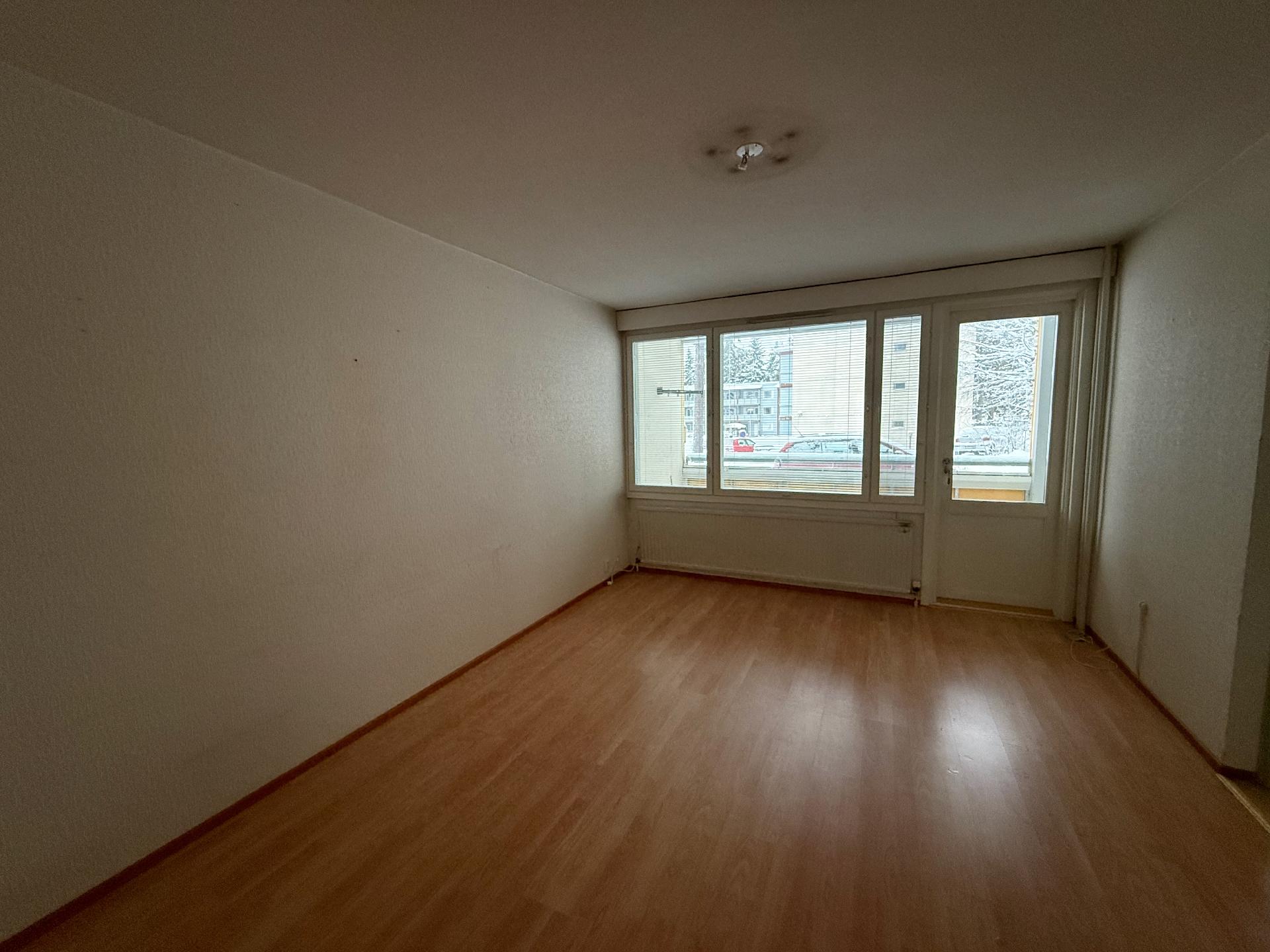 Peuranpolku 11, Kuhmo