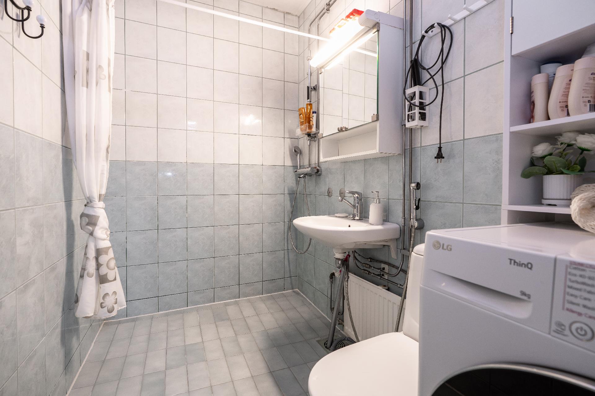 Menninkäisentie 1, Puolivälinkangas, Oulu