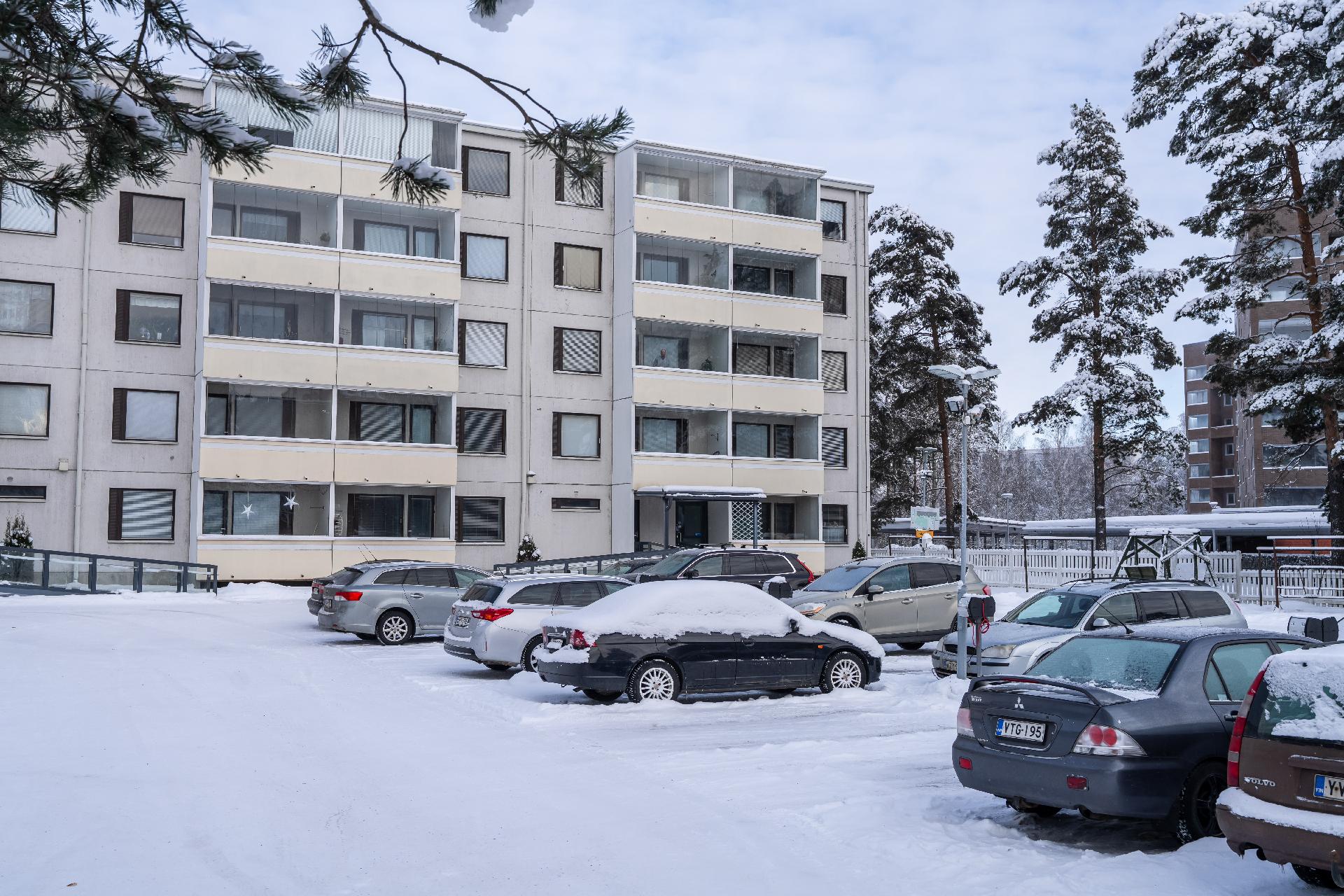 Menninkäisentie 1, Puolivälinkangas, Oulu