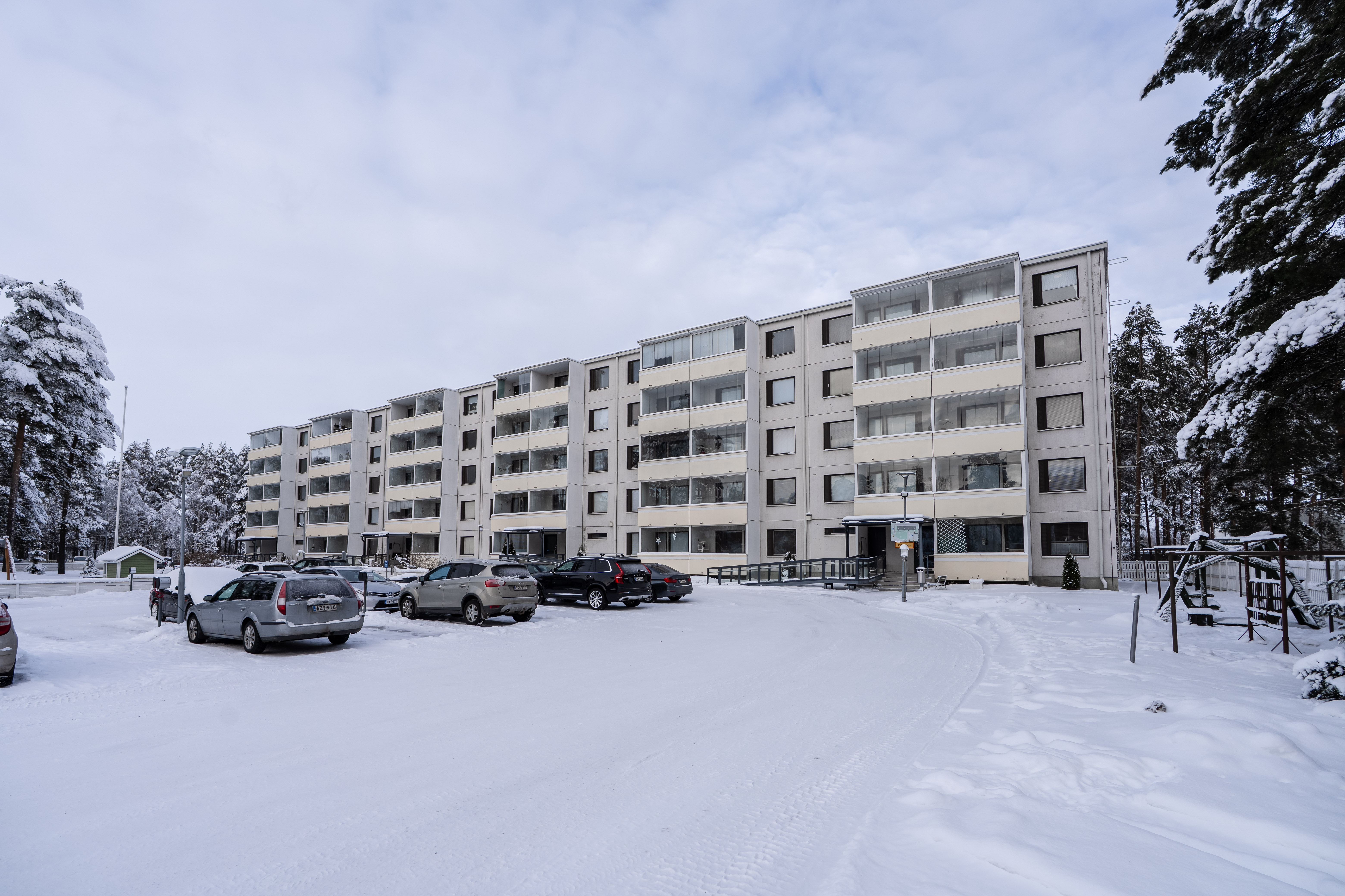 Menninkäisentie 1, Puolivälinkangas, Oulu