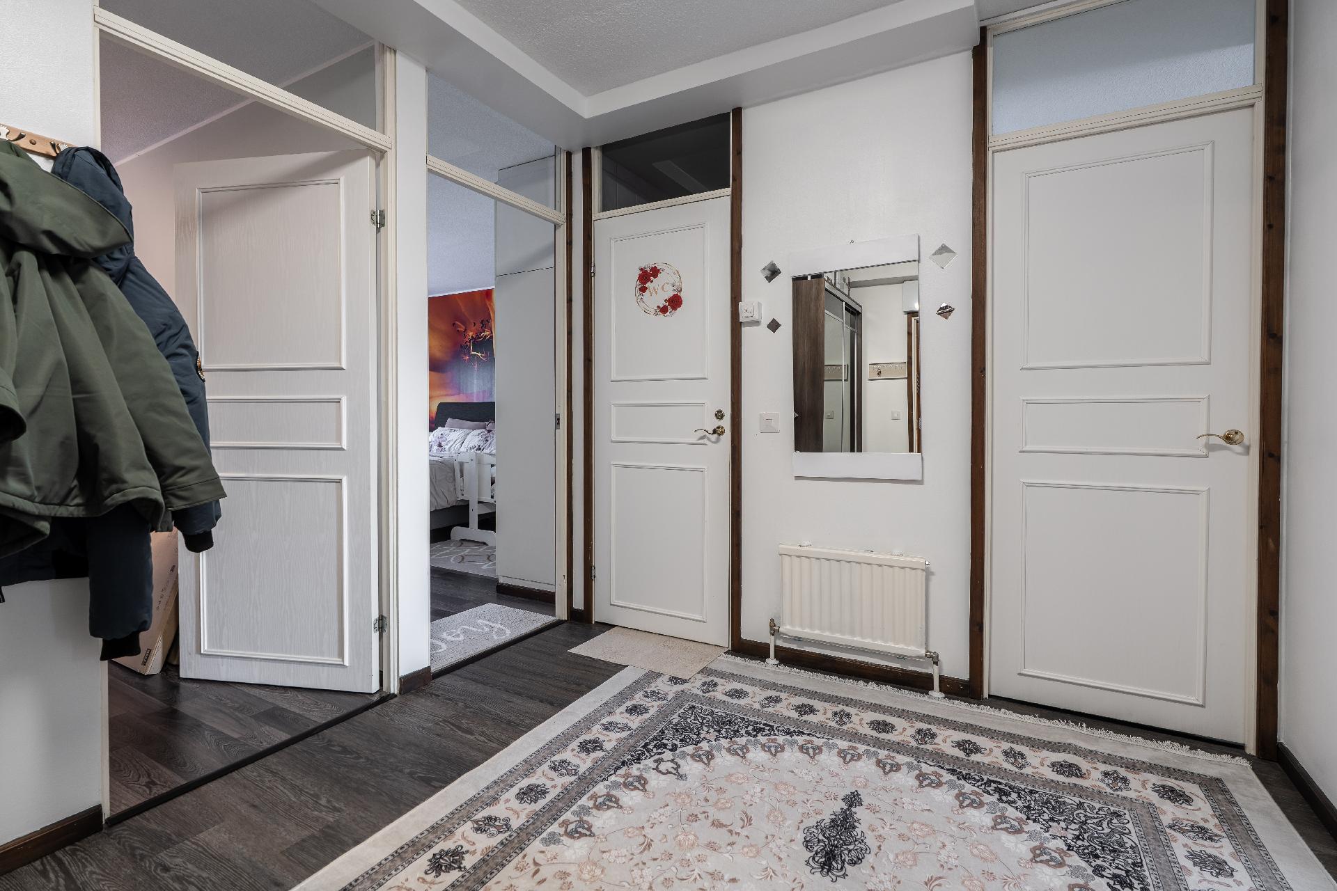 Menninkäisentie 1, Puolivälinkangas, Oulu