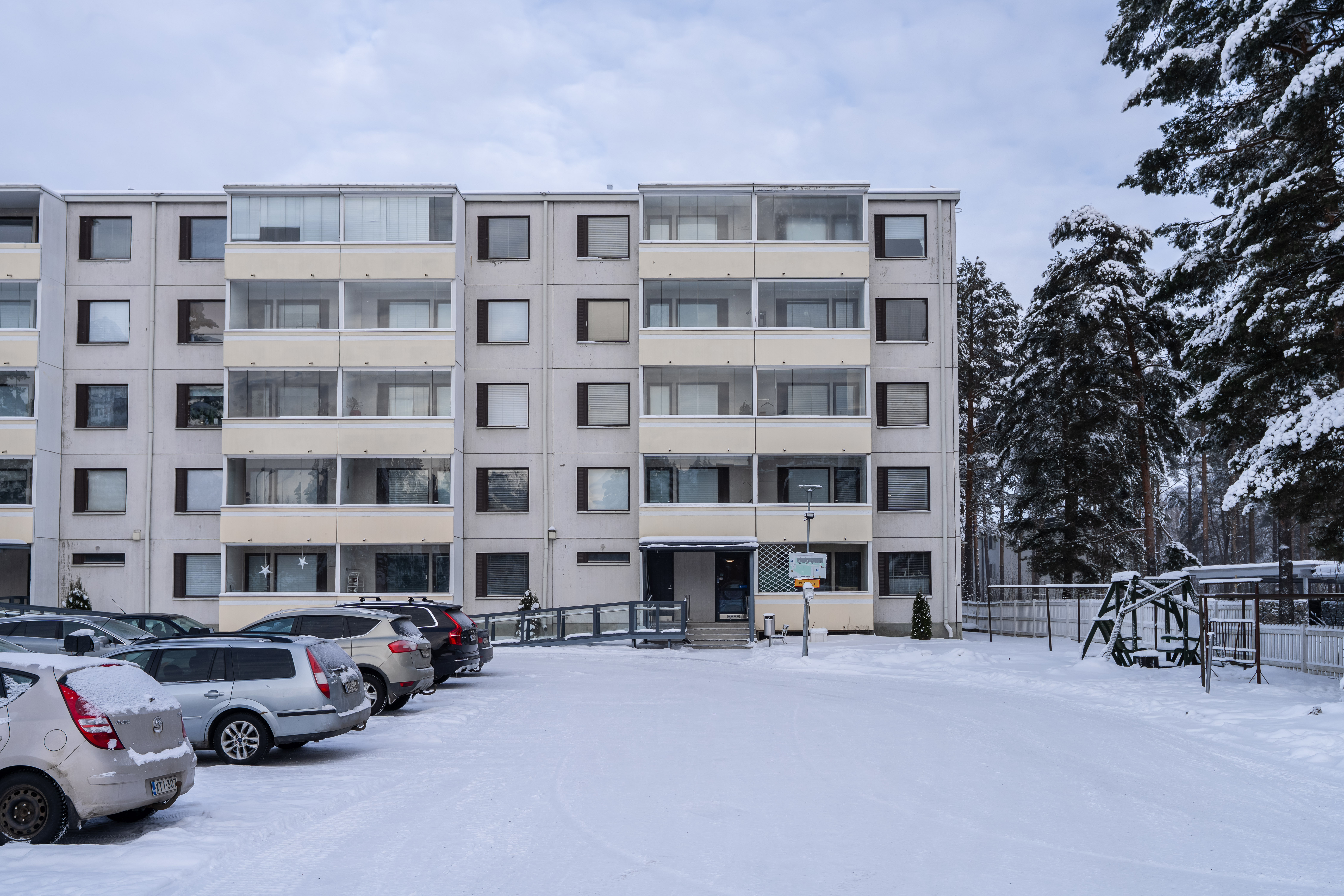 Menninkäisentie 1, Puolivälinkangas, Oulu
