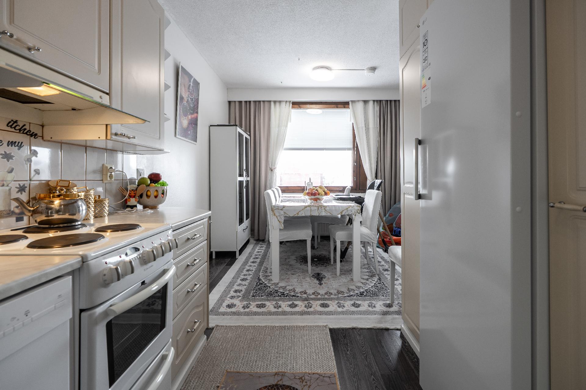 Menninkäisentie 1, Puolivälinkangas, Oulu