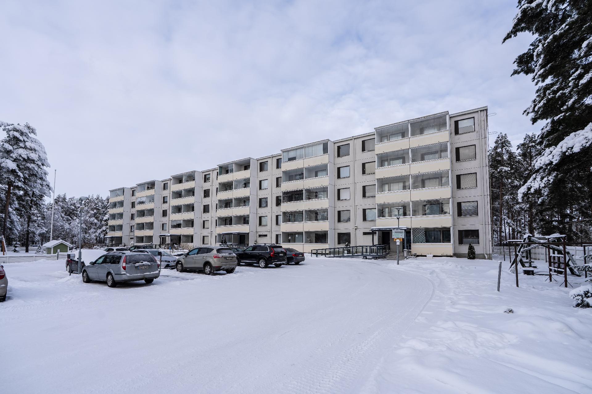 Menninkäisentie 1, Puolivälinkangas, Oulu