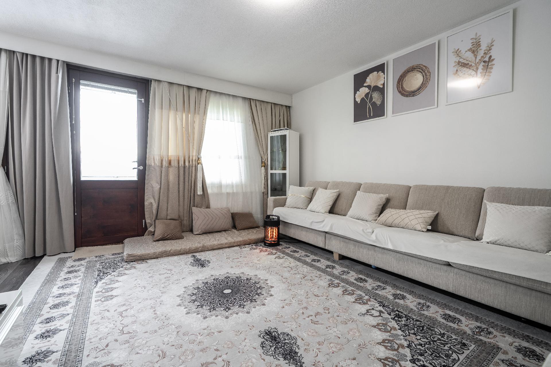 Menninkäisentie 1, Puolivälinkangas, Oulu