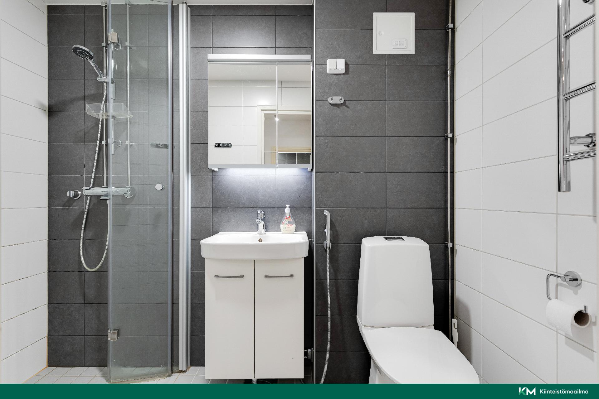 Uotinmäentie 9, Mellunmäki, Helsinki