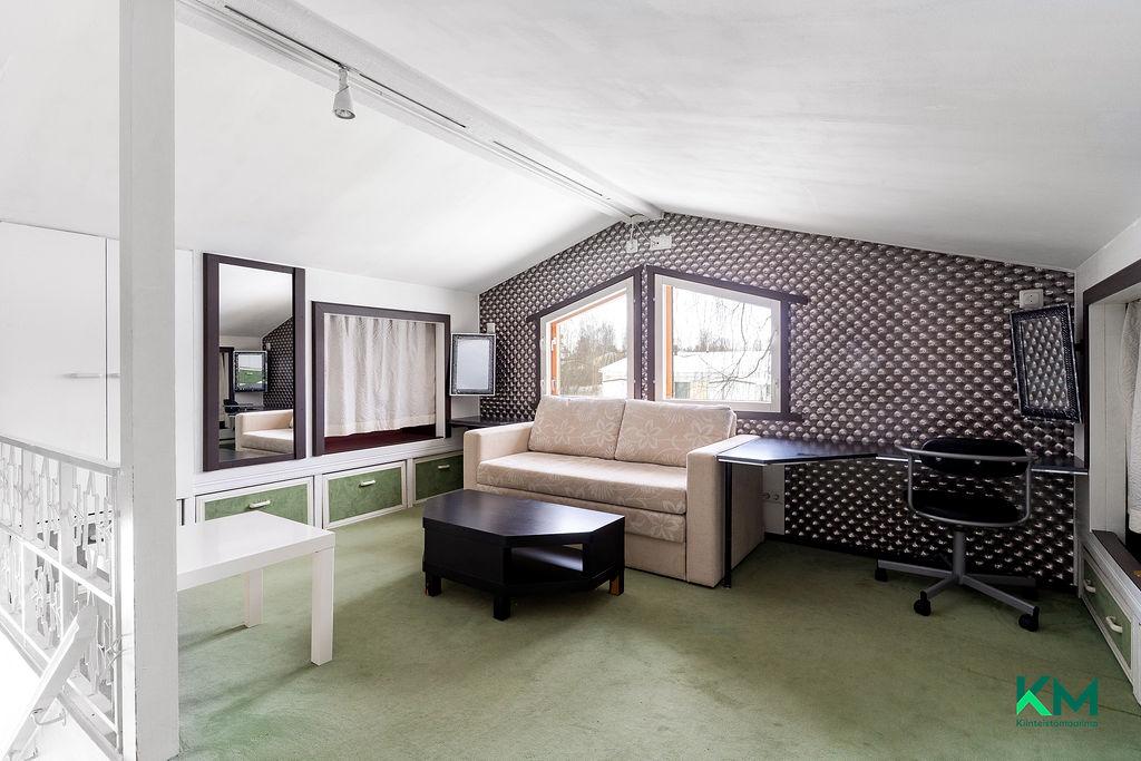 Mesiheinänkatu 2, Ikuri, Tampere