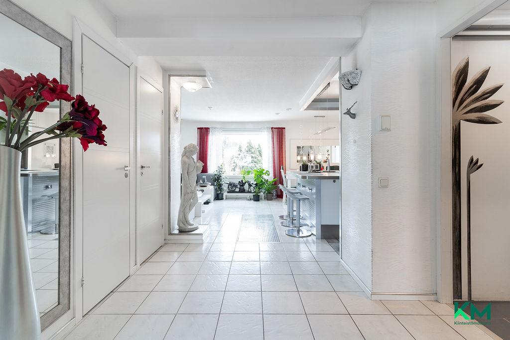 Mesiheinänkatu 2, Ikuri, Tampere