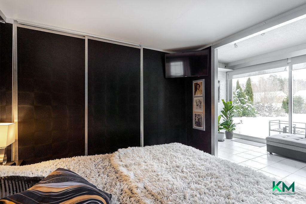 Mesiheinänkatu 2, Ikuri, Tampere