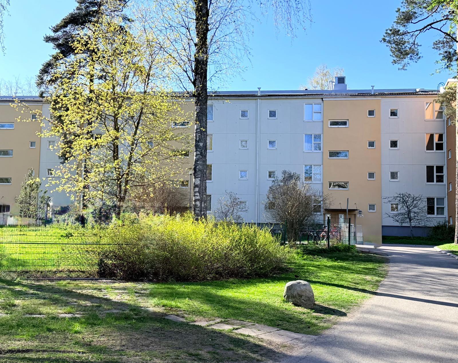 Lumikintie 4, Roihuvuori, Helsinki