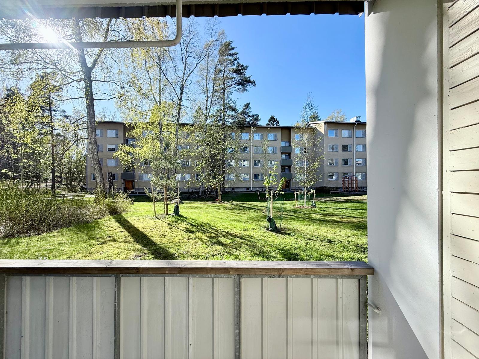 Lumikintie 4, Roihuvuori, Helsinki