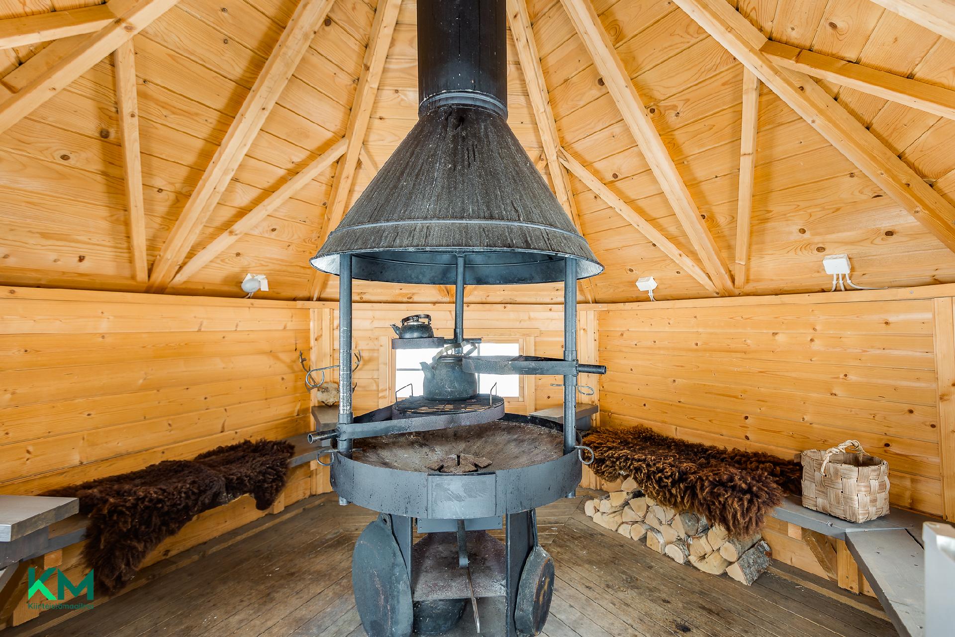 Pälsyntie 10, Huttukylä, Oulu