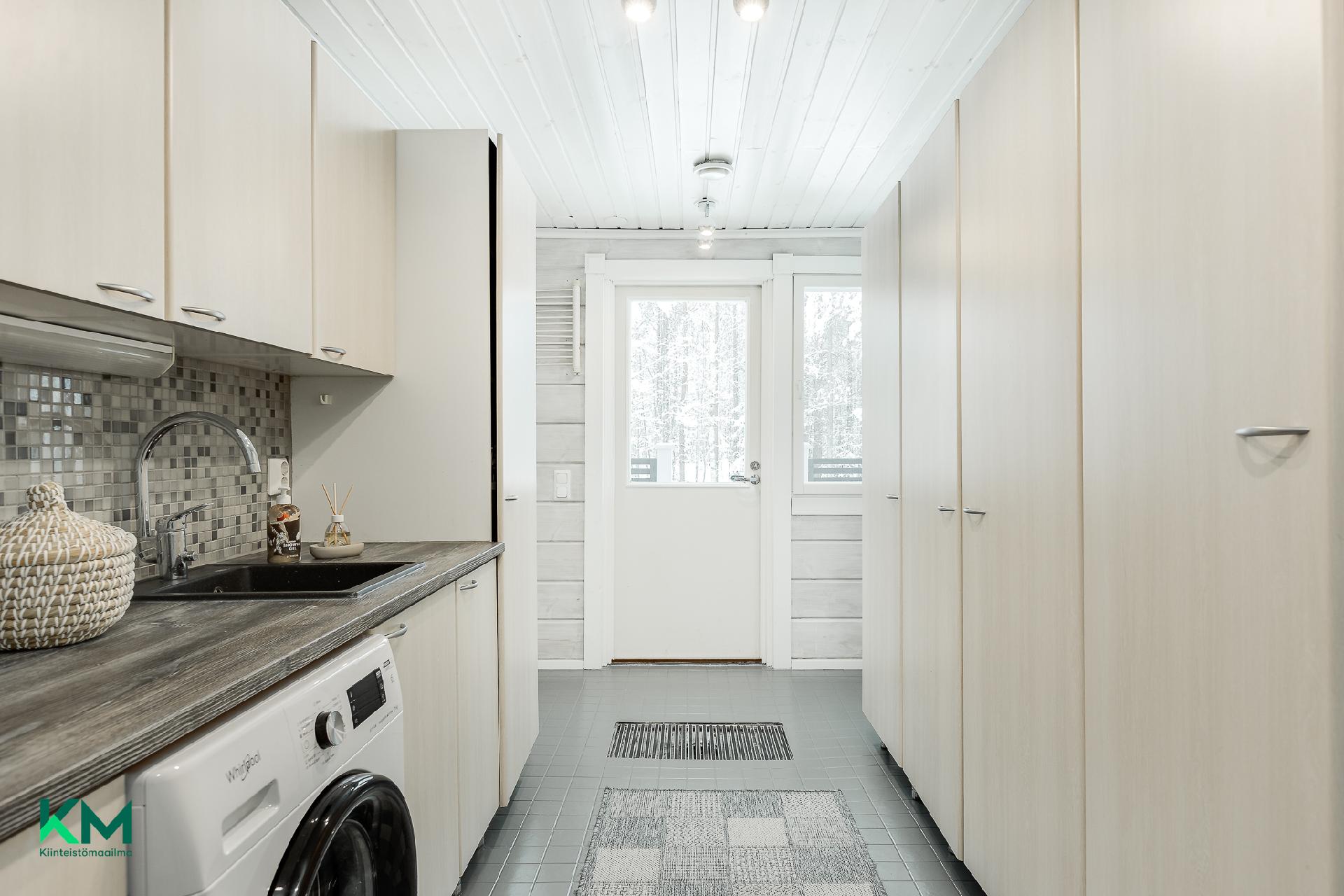 Pälsyntie 10, Huttukylä, Oulu