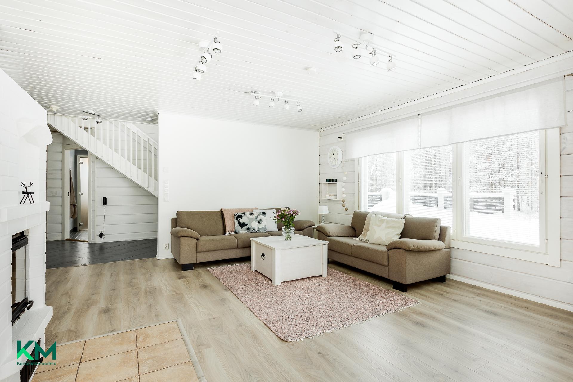 Pälsyntie 10, Huttukylä, Oulu