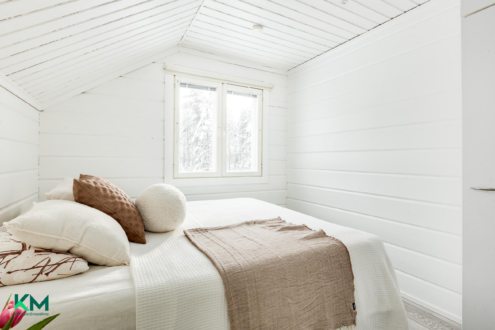 Pälsyntie 10, Huttukylä, Oulu