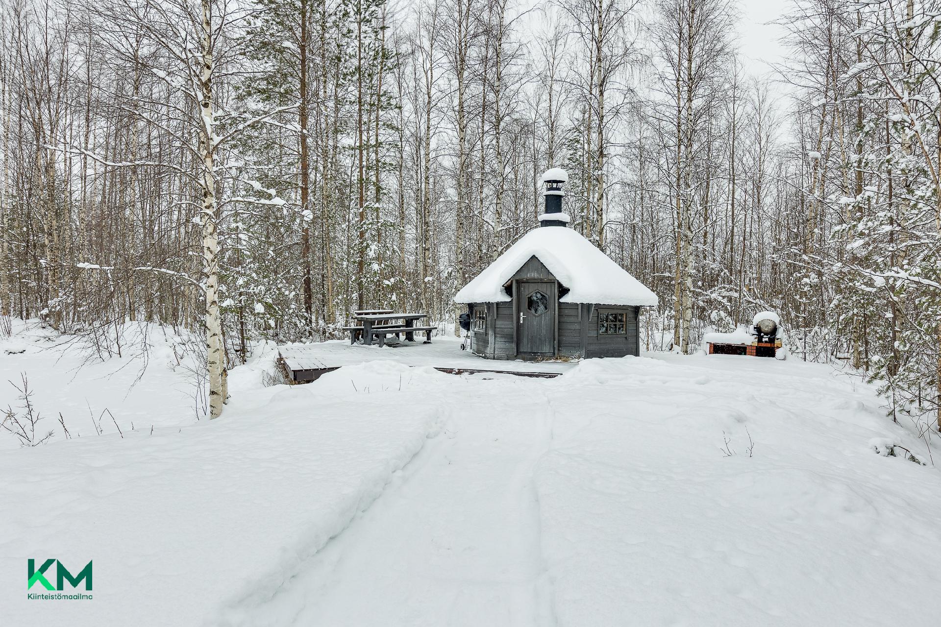 Pälsyntie 10, Huttukylä, Oulu