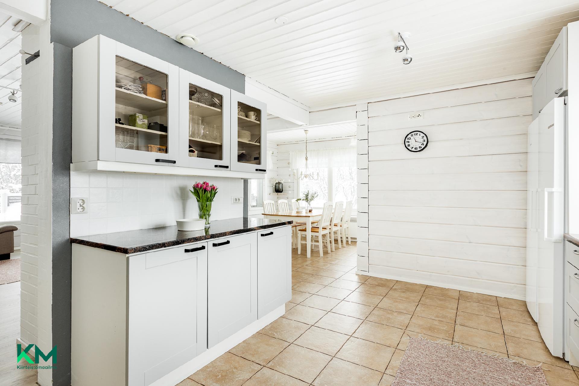 Pälsyntie 10, Huttukylä, Oulu