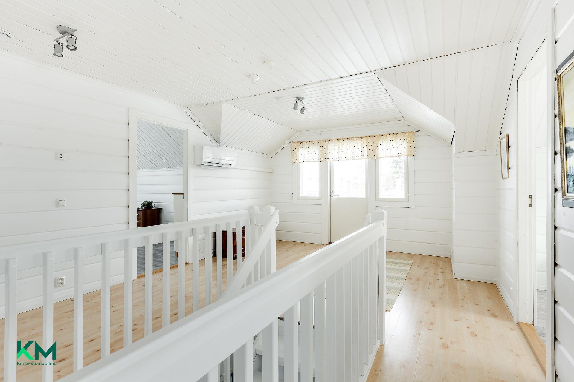 Pälsyntie 10, Huttukylä, Oulu