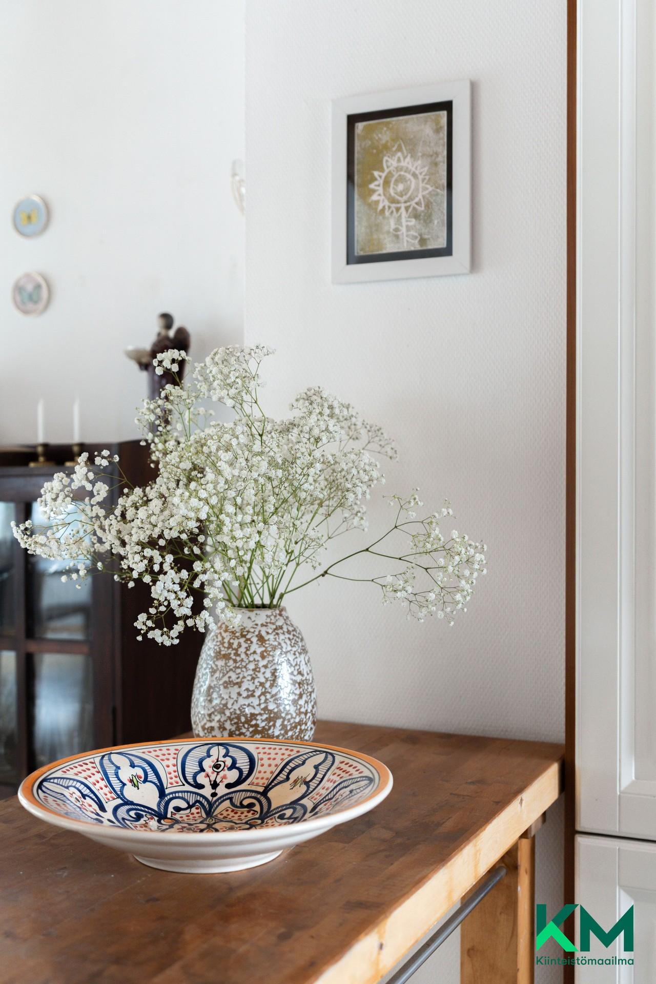 Perintökaarentie 2, Torpparinmäki, Helsinki