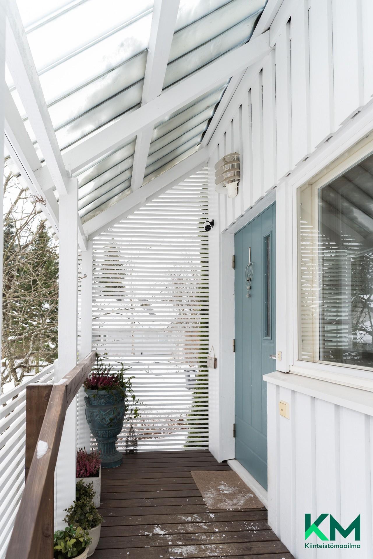 Perintökaarentie 2, Torpparinmäki, Helsinki