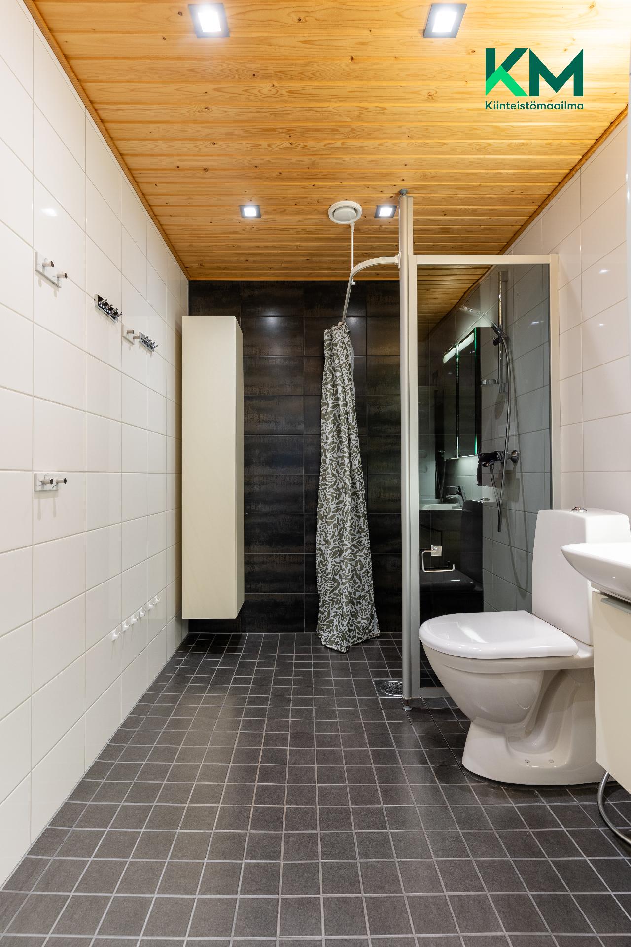 Husbackankuja 8a, Kaivoksela, Vantaa