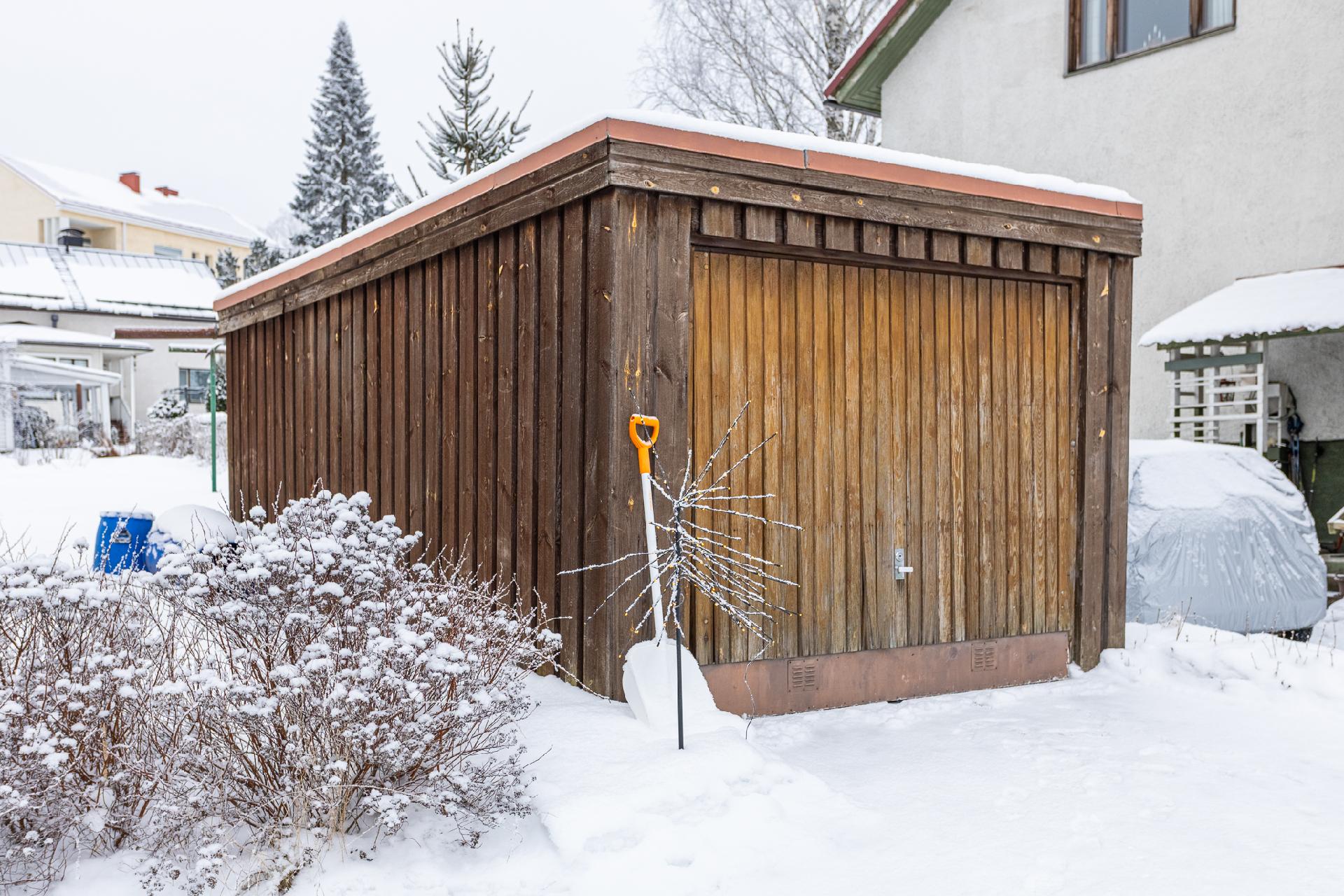 Antinniementie 37, Antinniemi, Valkeakoski