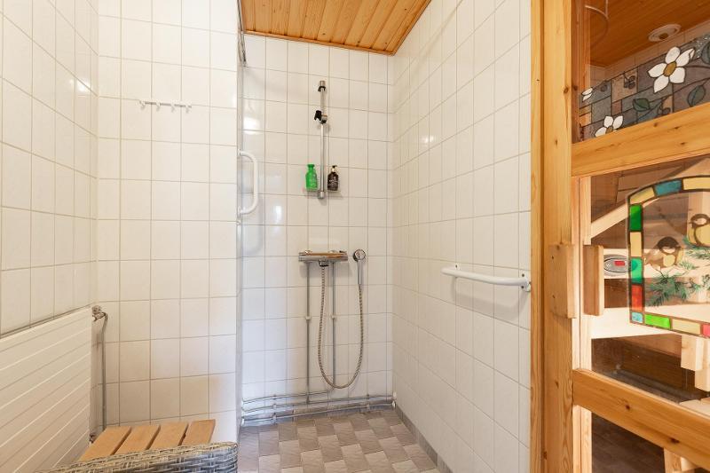 Keskustie 7, Keskusta, Laukaa