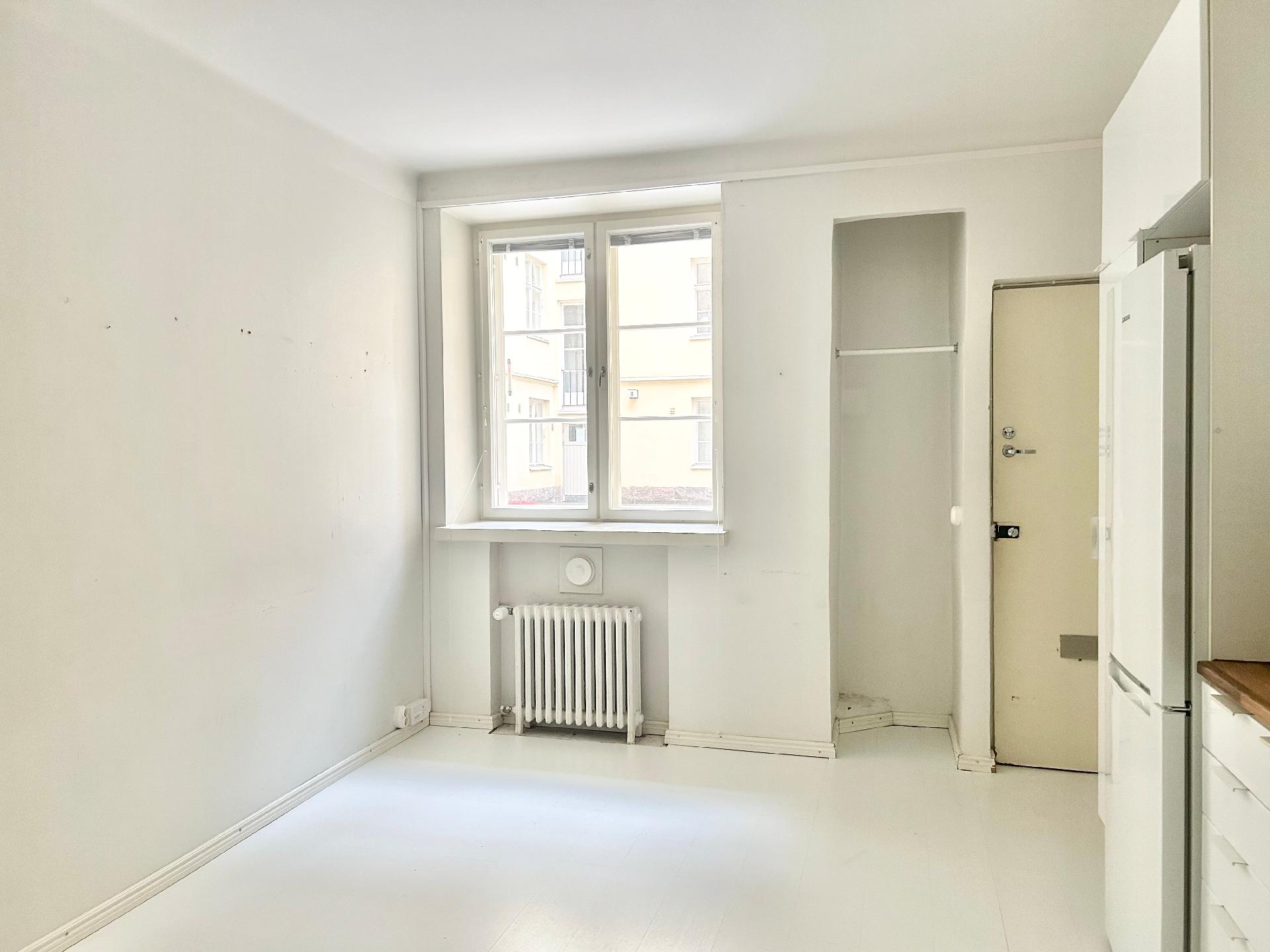 Pietarinkatu 1, Ullanlinna, Helsinki