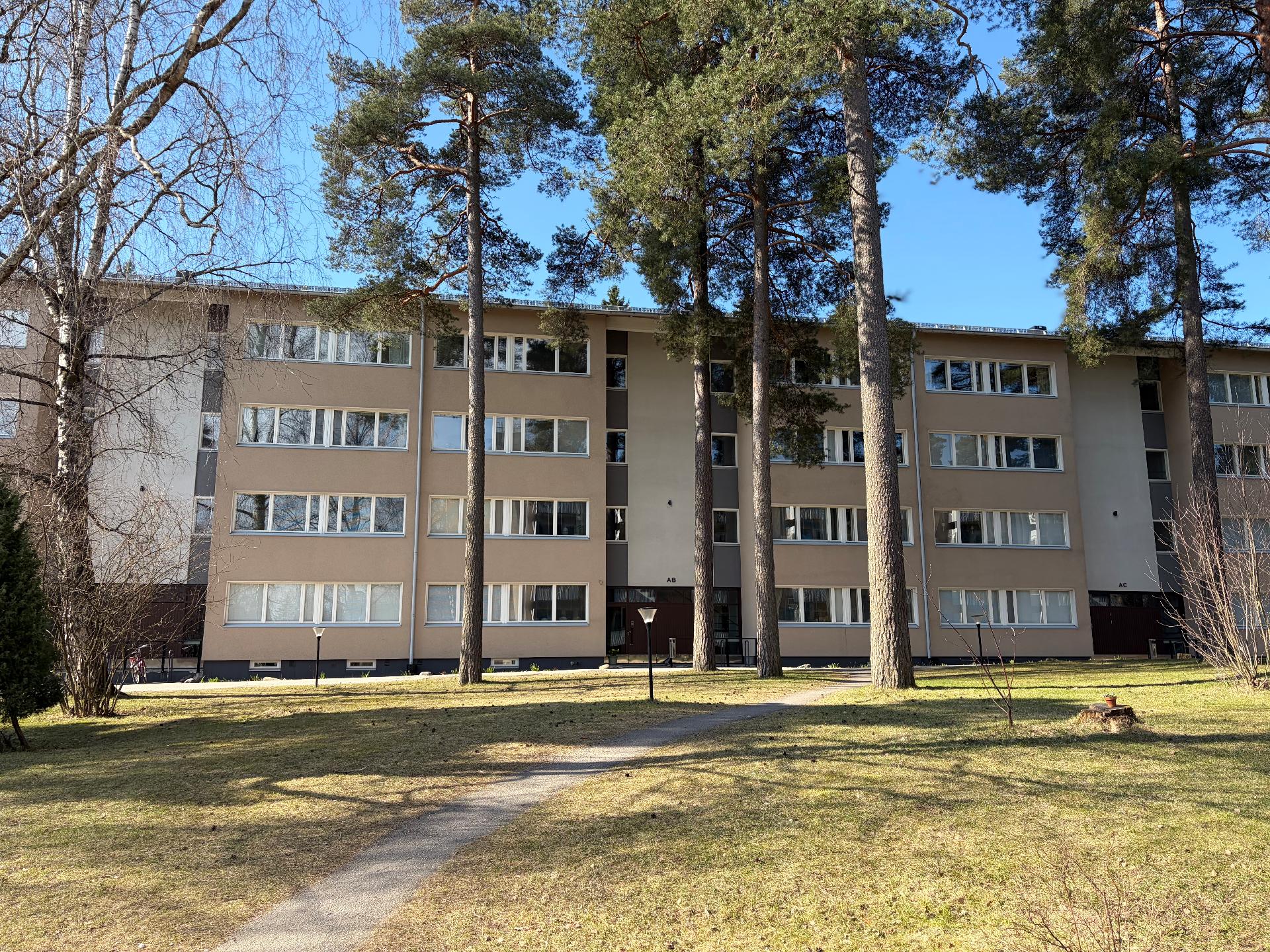 Kivalterintie 17-19, Oulunkylä, Helsinki