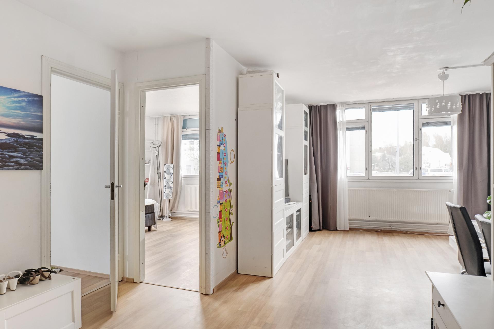 Meri-Rastilan tie 3, Vuosaari, Helsinki