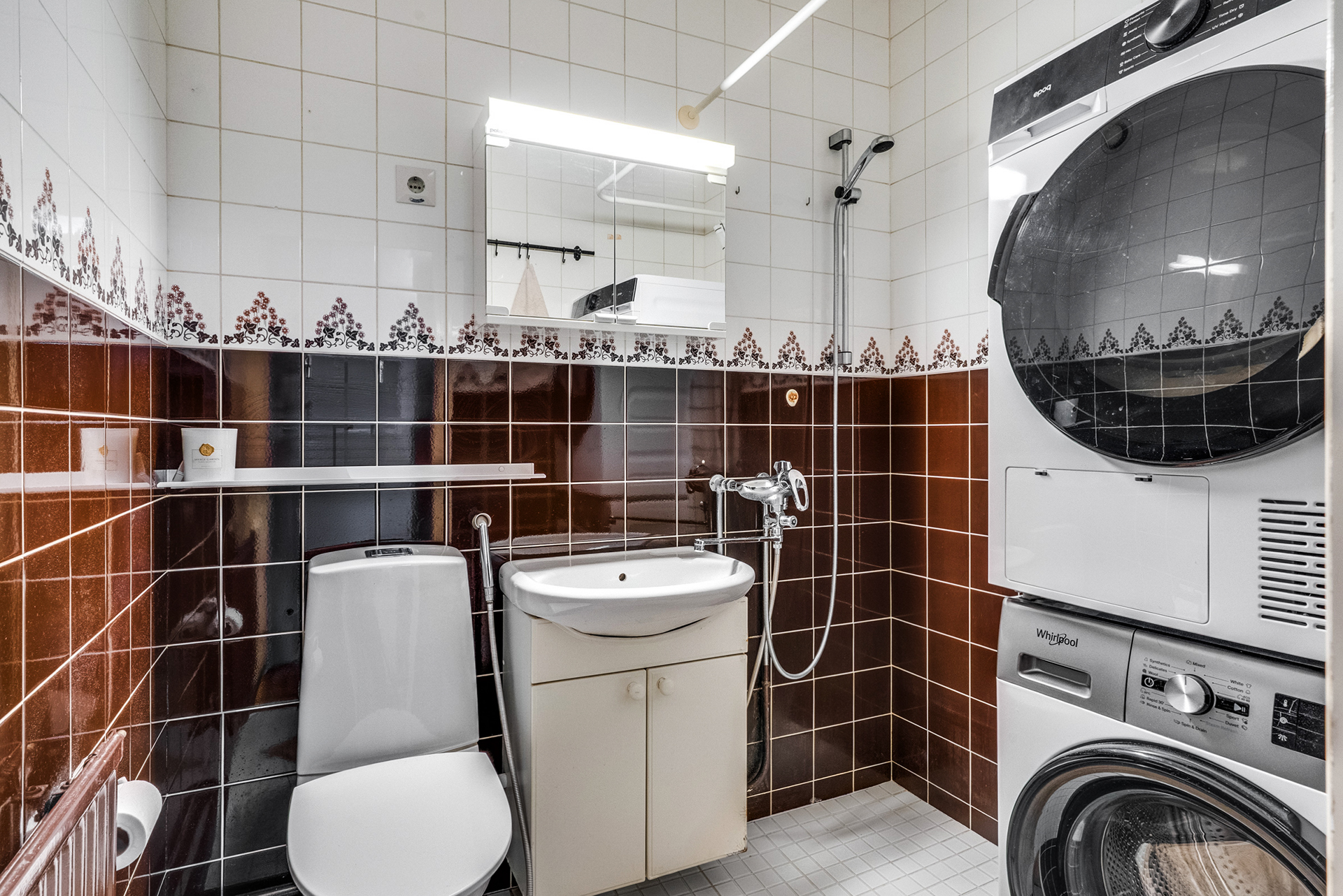 Pähkinäkuja 1, Tampere